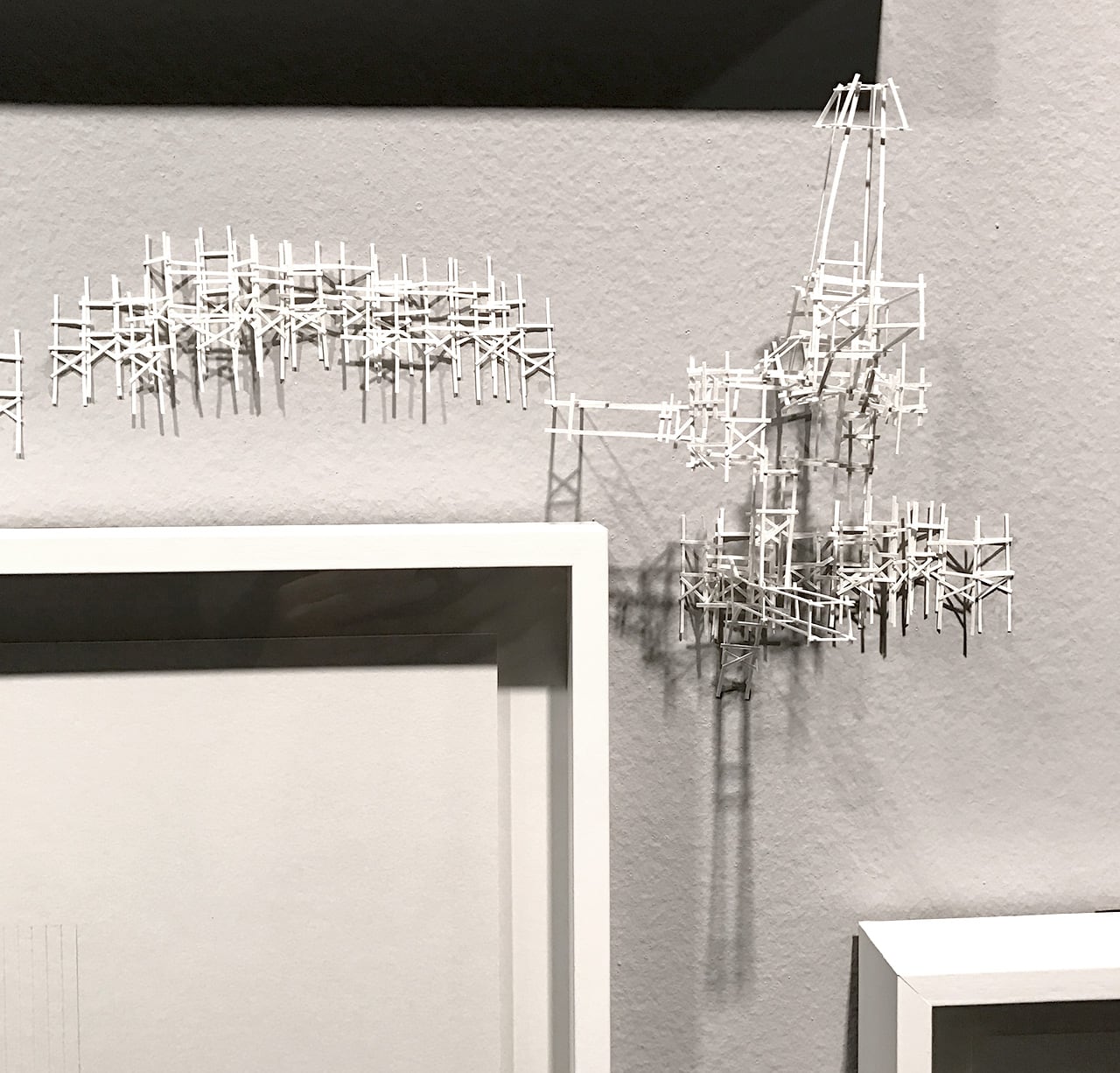Nermin Er / Aile Yemeği: bir Grup Sergisi / Family Dinner: A Group Exhibition<br>Galeri Nev Istanbul