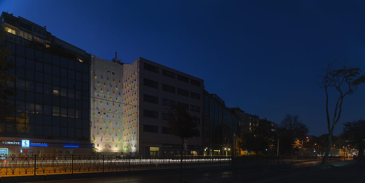 Nermin Er / Tek Göz Oda / A Single Room<br>Yan Köşe Projesi - Kamusal Alan Yerleştirmesi / Yan Köşe Project - Public Domain Placement